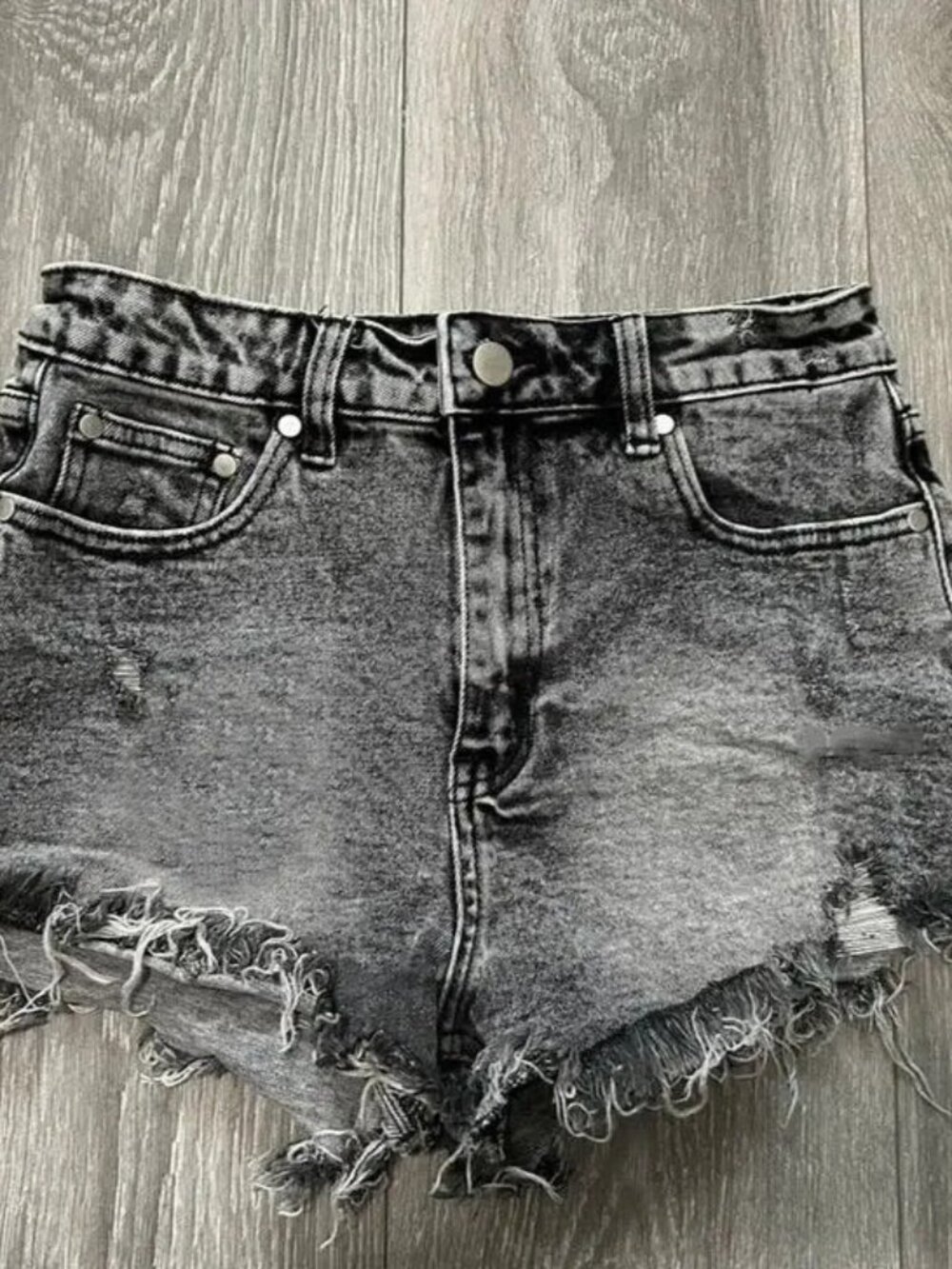 NWOT Fashion Nova Black Denim Acid Wash Jean Shorts Size Small